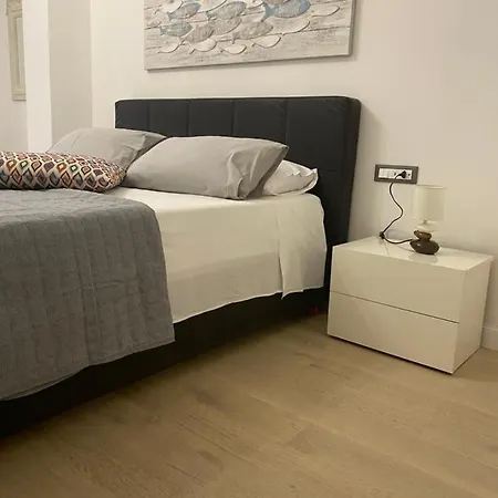 Apartment Delle Palme Elegante Monolocale In Centro