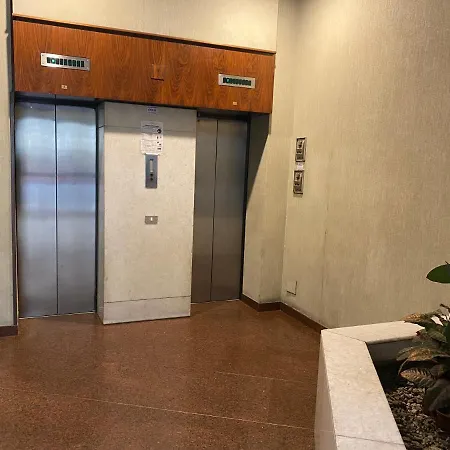 Delle Palme Elegante Monolocale In Centro Palermo
