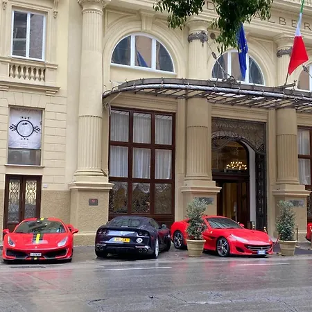 Delle Palme Elegante Monolocale In Centro * Palermo